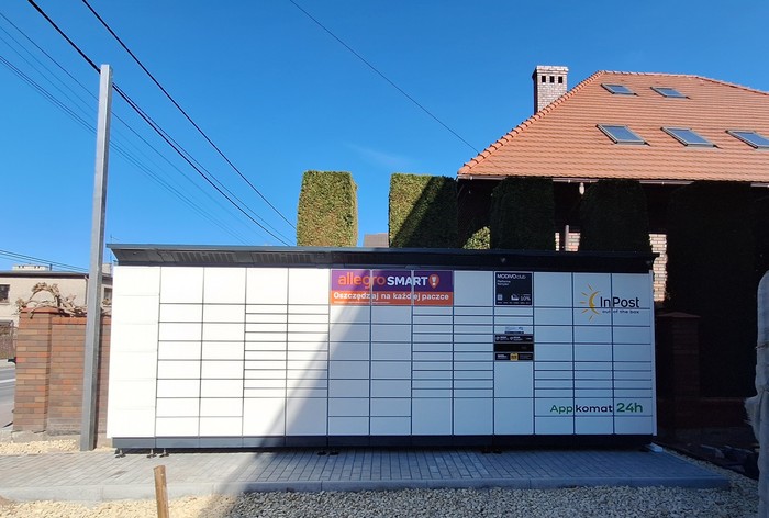 Parcel Locker KAT16BAPP obok Apartamentów Kaskady