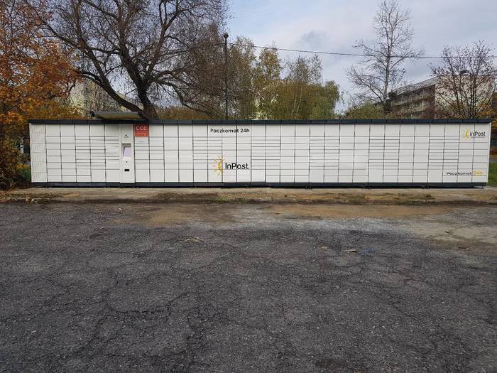 Paczkomat KAT29A Parking Miła 15