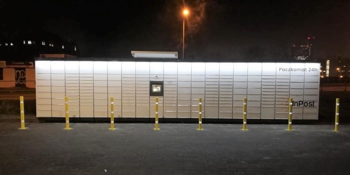 Paczkomat KAT35M Przy sklepie Lidl