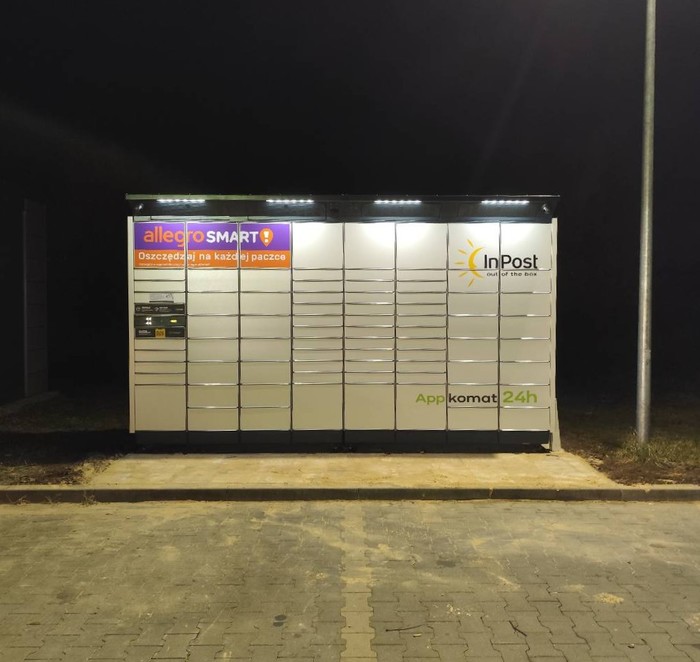 Paczkomat KCZV01BAPP Przy parkingu