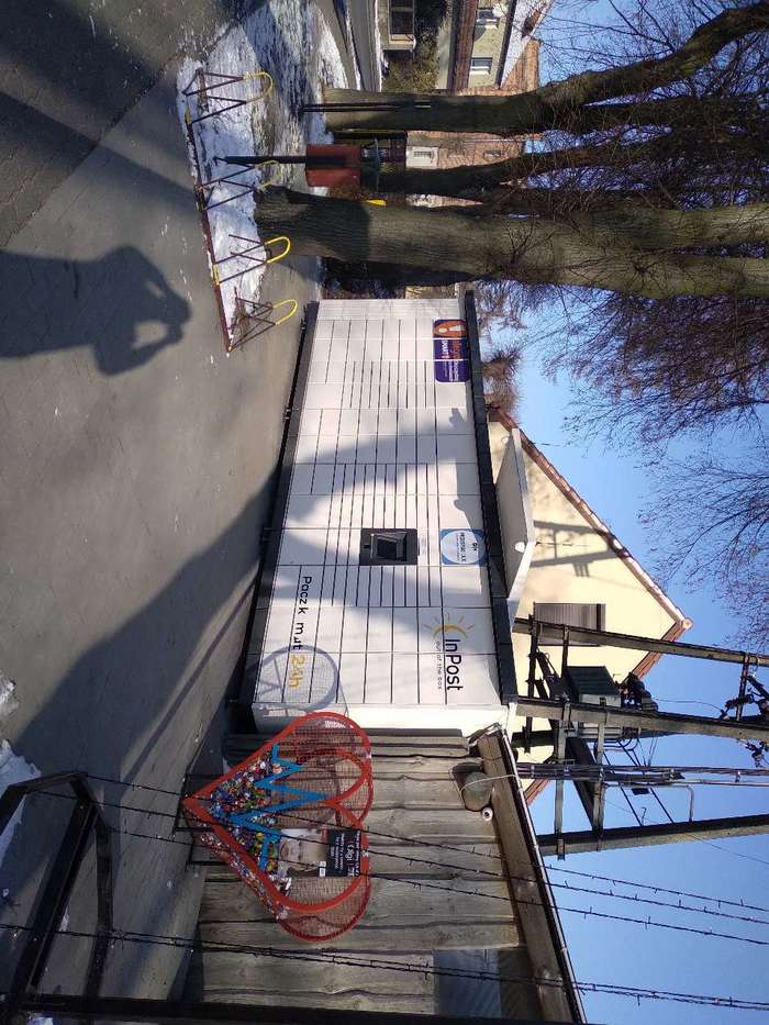 Paczkomat KEC01M Przy sklepie Bunkier