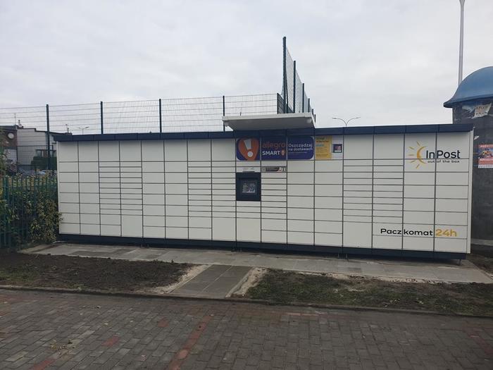 Paczkomat KEP03M Przy sklepie