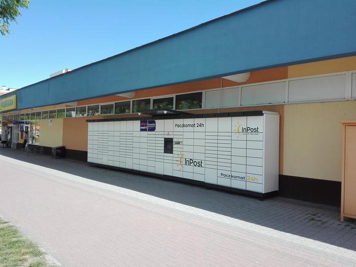 Parcel Locker KIE05M Pawilon handlowy przy sklepie Lewiatan