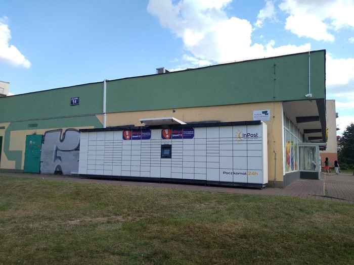 Paczkomat KIE51M Przy sklepie Lewiatan