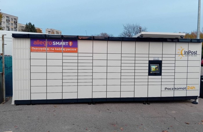 Paczkomat KIE73M Przy myjni samochodowej