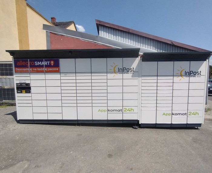 Paczkomat KKZ03BAPP Obok sklepu Słoneczko