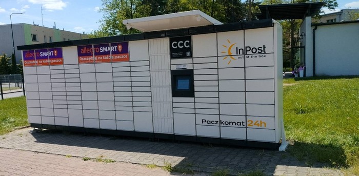 Paczkomat KKZ06M Przy Budynku Handlowym