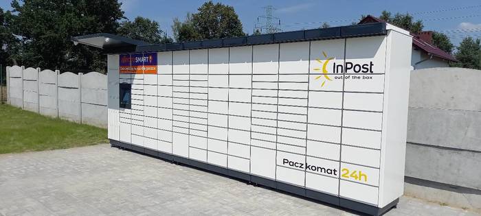 Paczkomat KKZ15M Przy myjni samochodowej