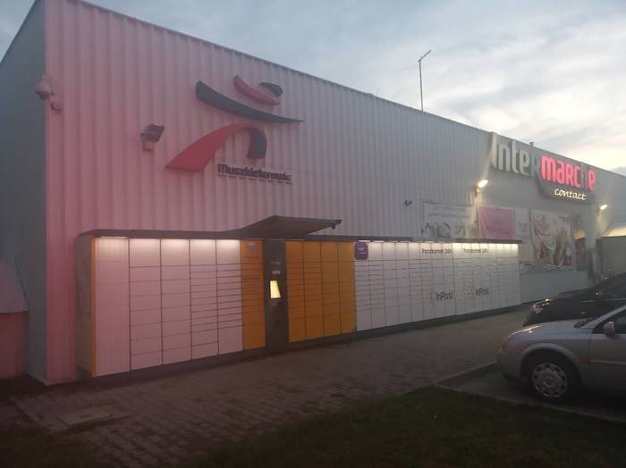 Paczkomat KLB01A Przy markecie Intermarche