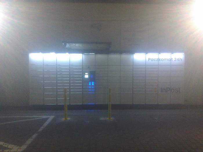 Paczkomat KLO01N Stacja paliw BP