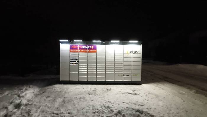 Paczkomat KMQY01BAPP Parking przy OSP