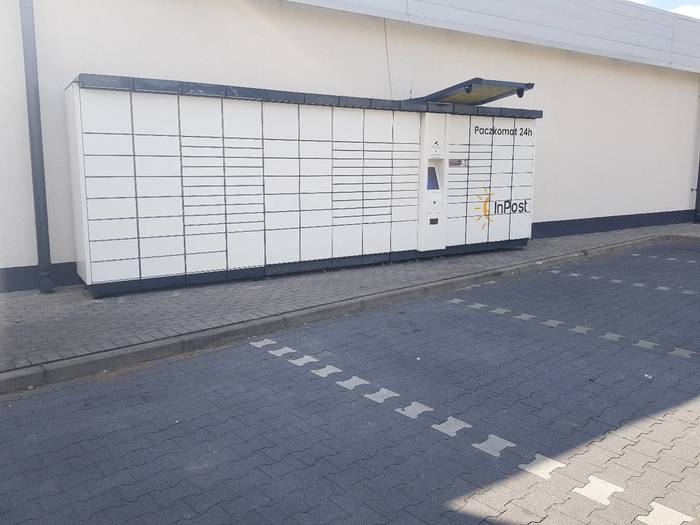 Paczkomat KNS01A Przy markecie POLOmarket