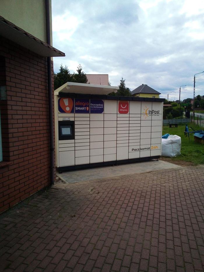 Paczkomat KNX03M przy sklepie Chorten