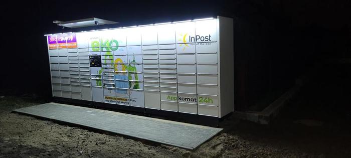 Paczkomat KOC01APP Przy parkingu