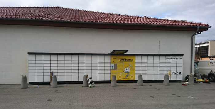 Paczkomat KON03N Przy markecie POLOmarket