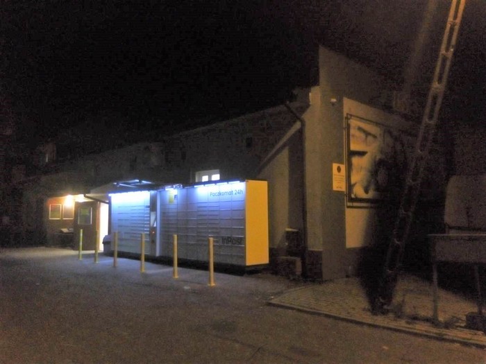 Paczkomat KON06A Przy sklepie Lewiatan