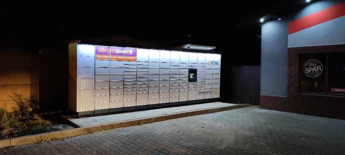 Paczkomat KON22M Przy Markecie SPAR.