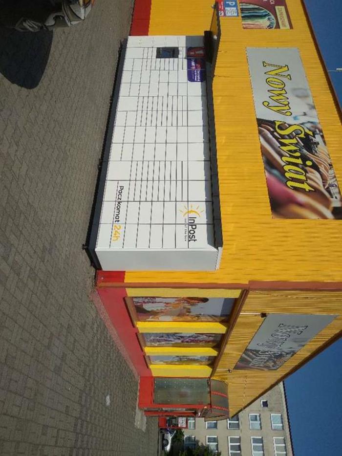 Paczkomat KOO06M od ulicy Spółdzielców