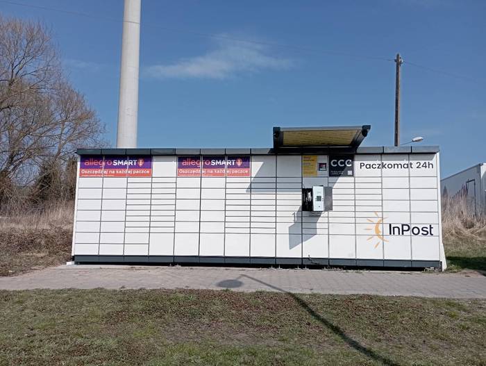 Paczkomat KOR02N Przy markecie Netto