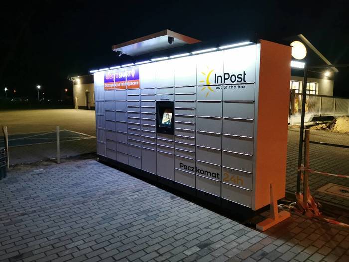 Paczkomat KORT01M Przy Markecie Wietrzyk