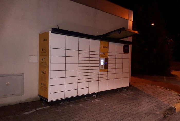 Paczkomat KOS02N Stacja paliw BP