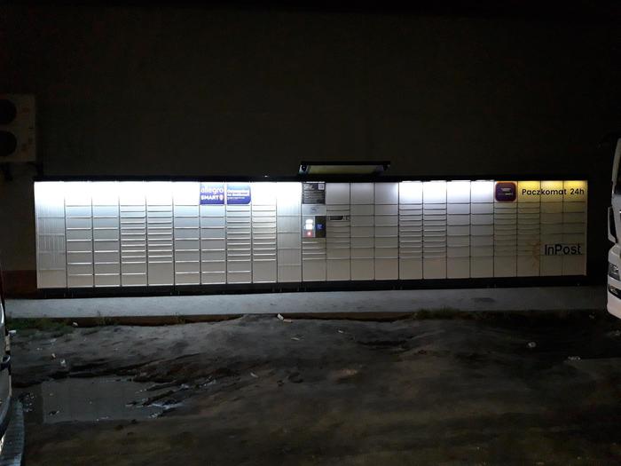 Parcel Locker KOS04N Przy markecie Biedronka