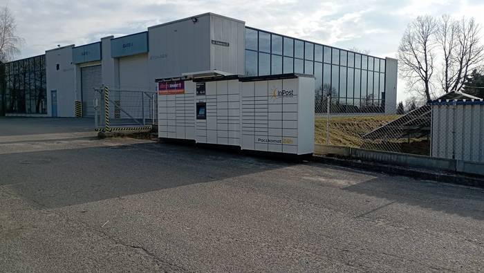 Parcel Locker KOS53M Przy sklepie meblowym Dajar