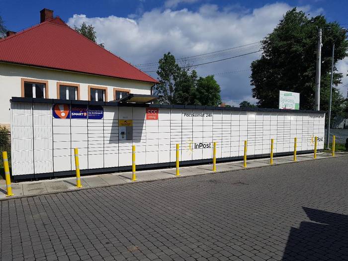 Paczkomat KPW01N Przy Delikatesach Centrum