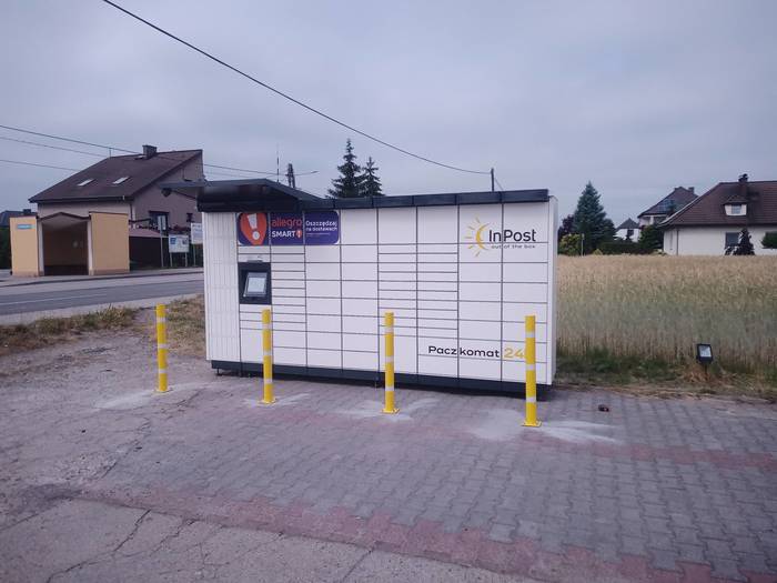 Paczkomat KQS01M Przy sklepie spożywczym