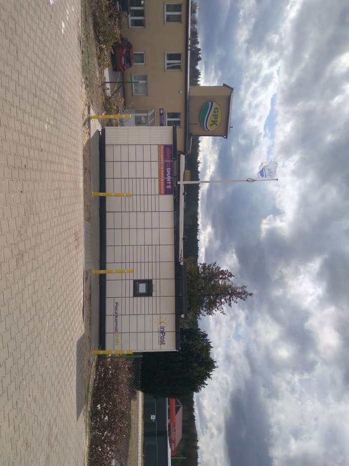 Paczkomat KQT01M Przy sklepie spożywczym