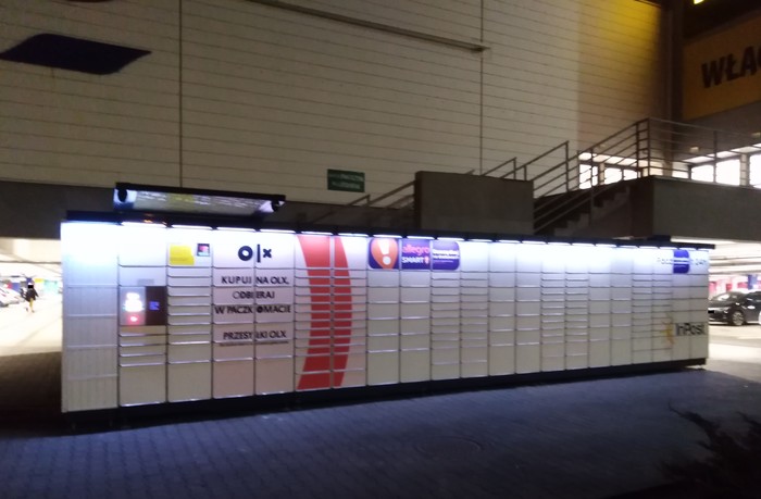 Paczkomat KRA02N Przy markecie Kaufland