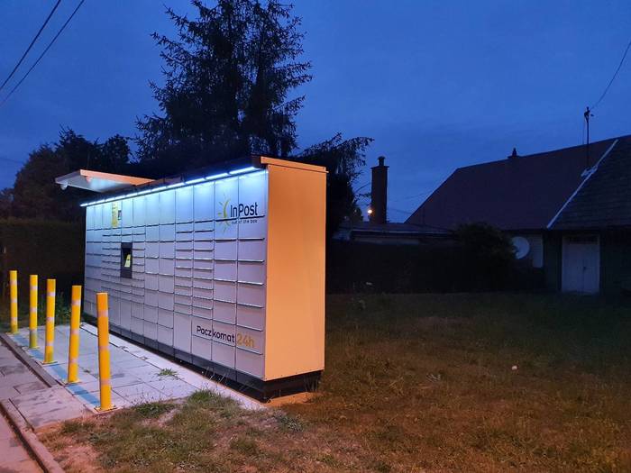 Paczkomat KRA03M Przy Pizzerii "Pizzaolio"