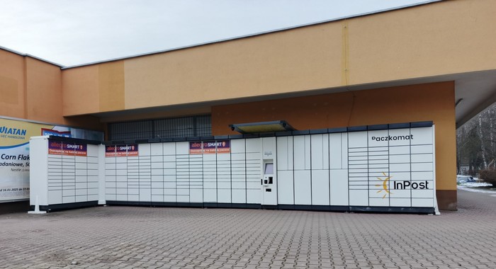 Parcel Locker KRA07B Przy klubie Kużnia