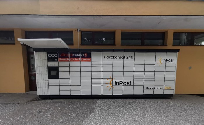 Parcel Locker KRA13M Przy sklepie Lewiatan