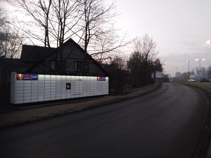Paczkomat KRA165M Posesja Krakow ul. Ludwinowska 15