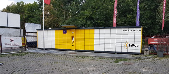 Поштомат KRA18A Przy myjni samochodowej