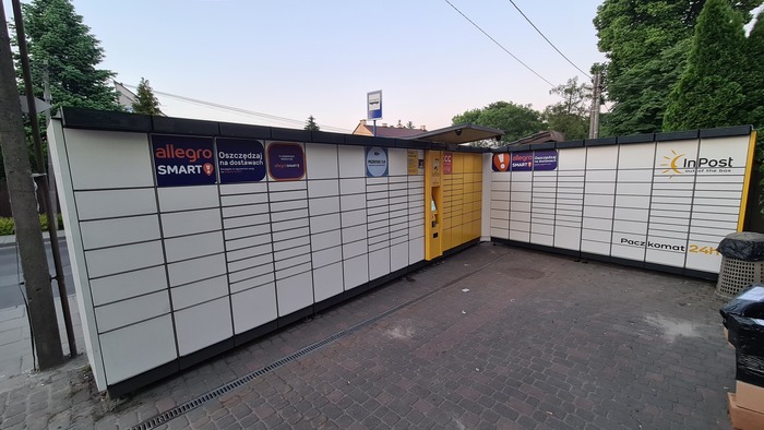 Parcel Locker KRA21A Przy markecie Kocyk
