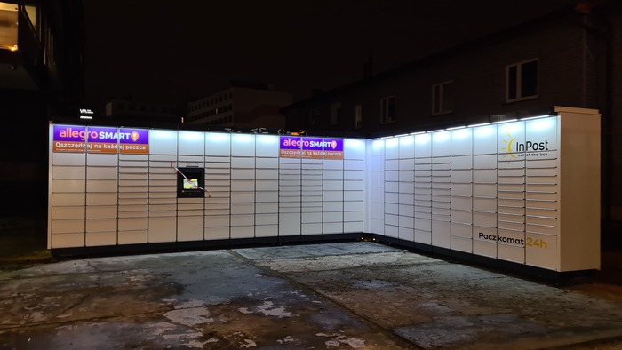 Parcel Locker KRA271M Teren Hotelu na przeciw Galerii Kazimierz