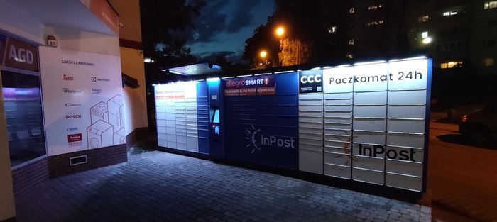 Paczkomat KRA39A Przy sklepie Pogotowie AGD