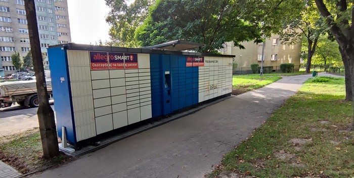Parcel Locker KRA54A Przy parkingu