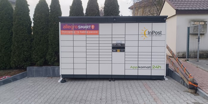 Paczkomat KRA75BAPP Przy budynku numer 9