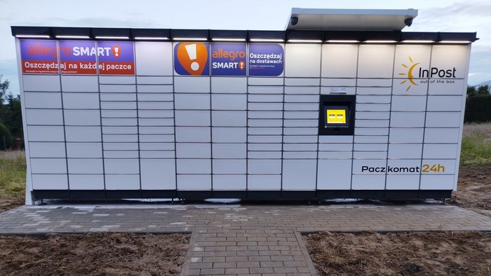 Parcel Locker KRAM01M Przy sklepie spożywczym