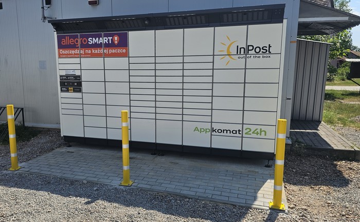 Parcel Locker KRBQ01BAPP Przy sklepie spożywczym