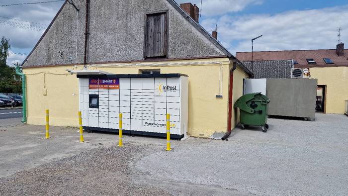 Parcel Locker KRDO01M Na parkingu