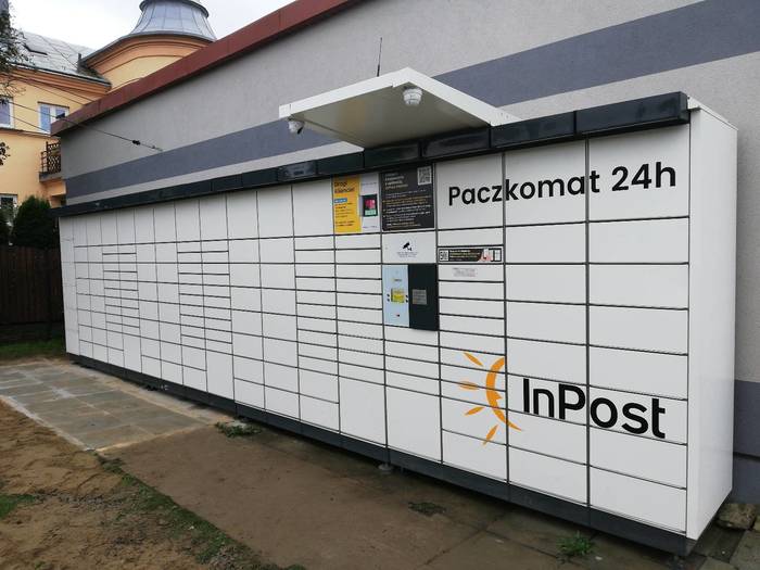 Paczkomat KRO11N Przy Sklepie Spożywczym Nasz Sklep Express