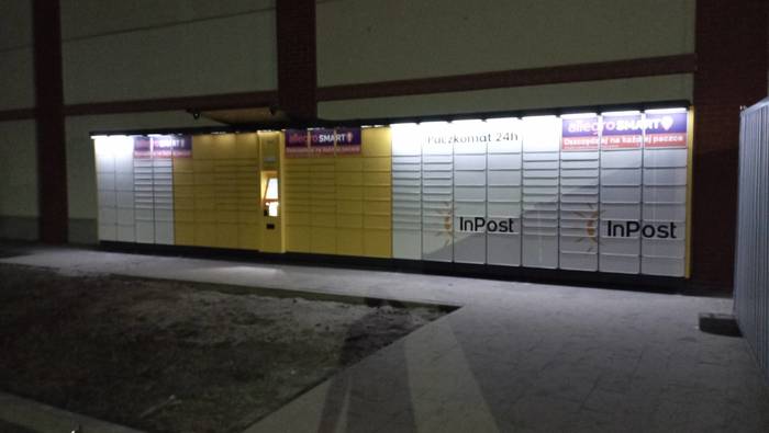 Paczkomat KRS02A Przy supermarkecie Kaufland