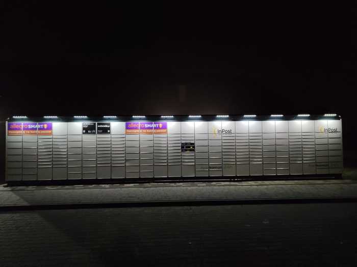 Parcel Locker KSE01BAPP Od ulicy Marylskiego