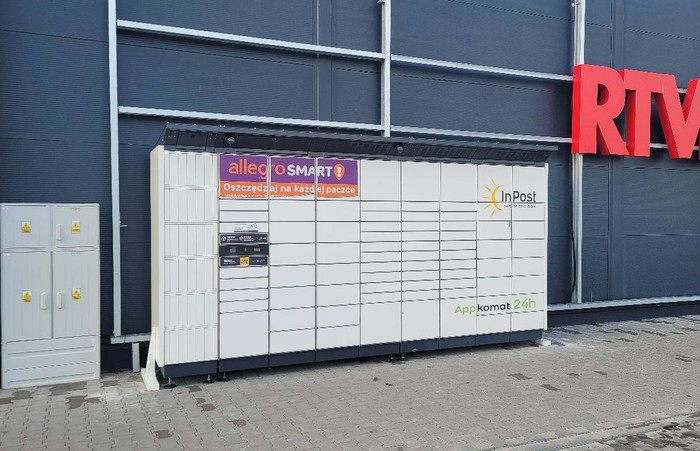 Paczkomat KSW01BAPP Przy Centrum Handlowym