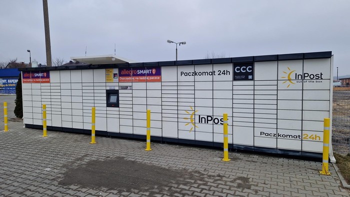 Paczkomat KTK01M Przy stacji paliw