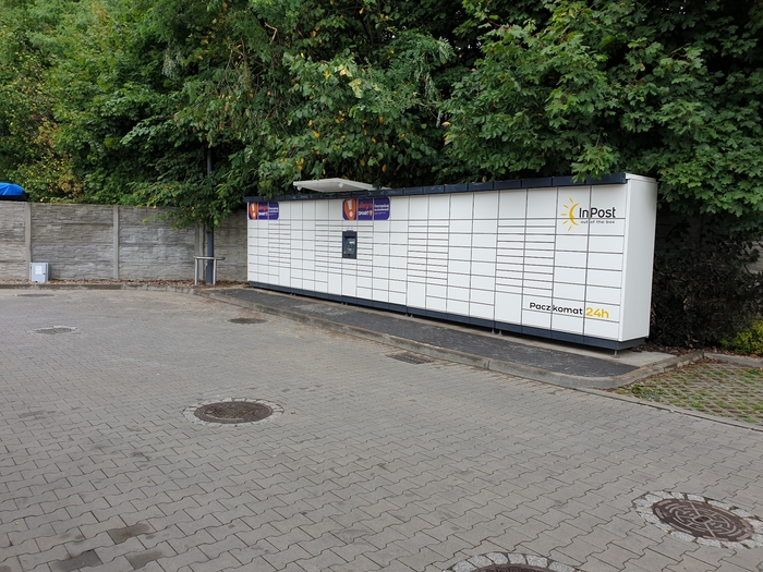 Paczkomat KTZ04M parking Lidla